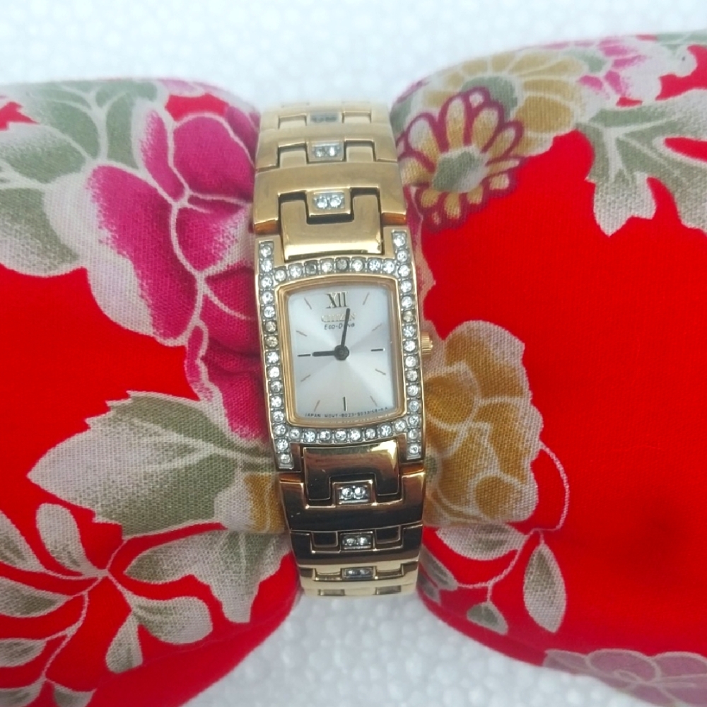 Citizen Eco-Drive Women's Gold-toned Stainless Steel Watch With Diamond Accents